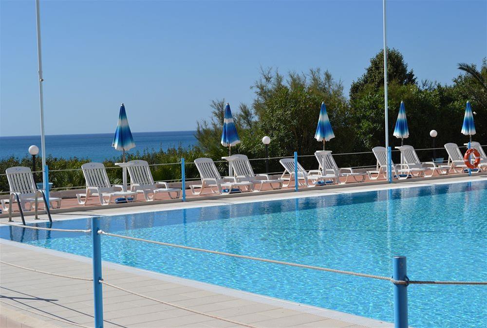 Hotel Futura Style Helios Noto Esterno foto